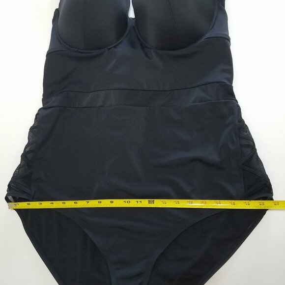 Torrid One Piece Swimsuit Lattice Mesh Side Underwire Bra Black Size 4 - Picture 9 of 14